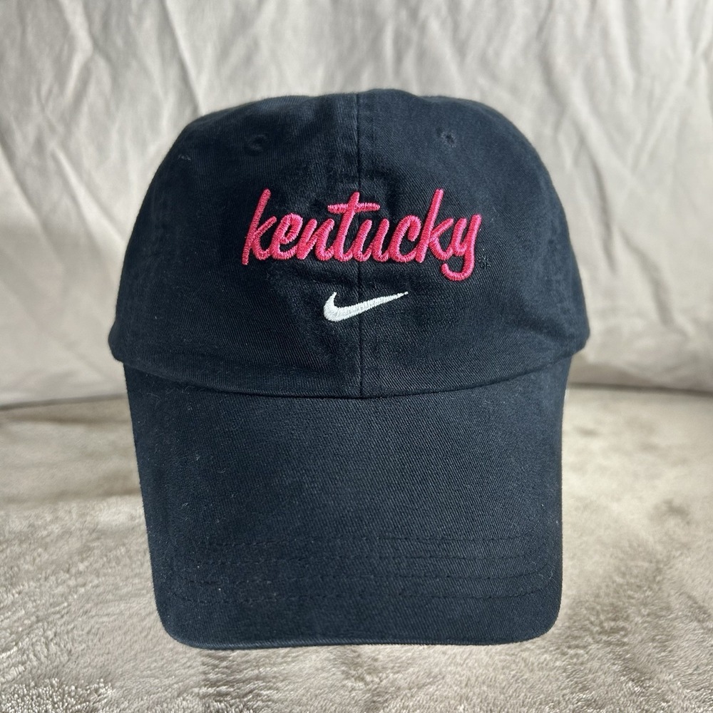 University of Kentucky Nike "UK" Baseball Cap – Black & Pink Camo Detail